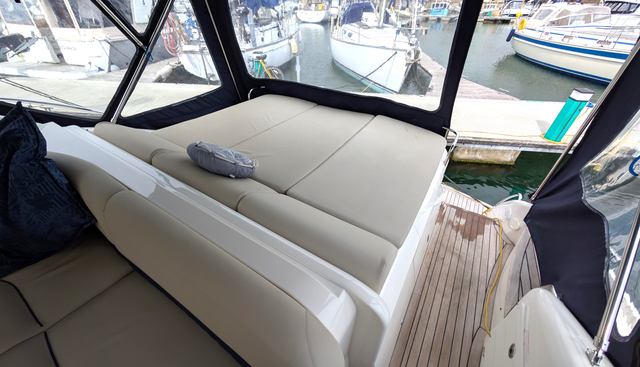 Getaway yacht for sale 10