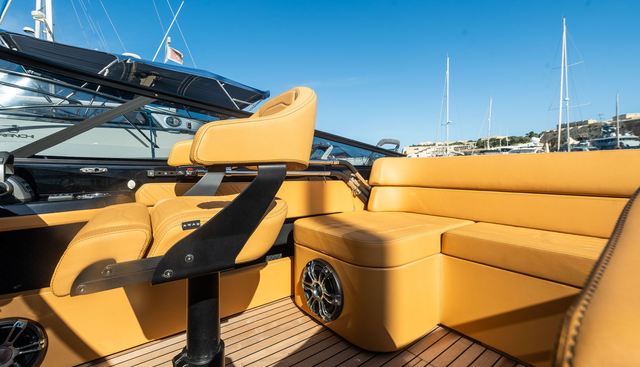 BOBO 8 yacht for sale 18