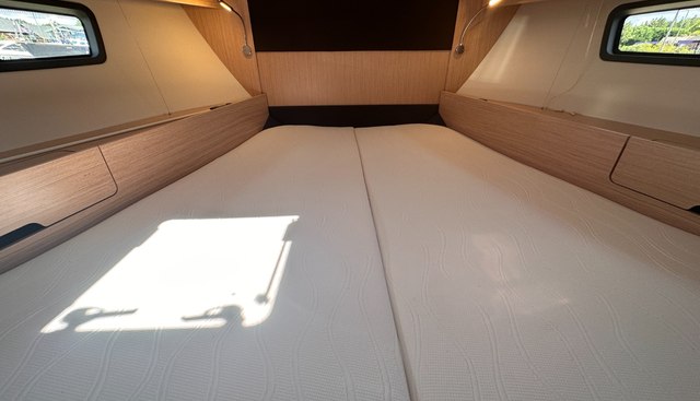 SR41 CANARY ISLANDS yacht for sale 29