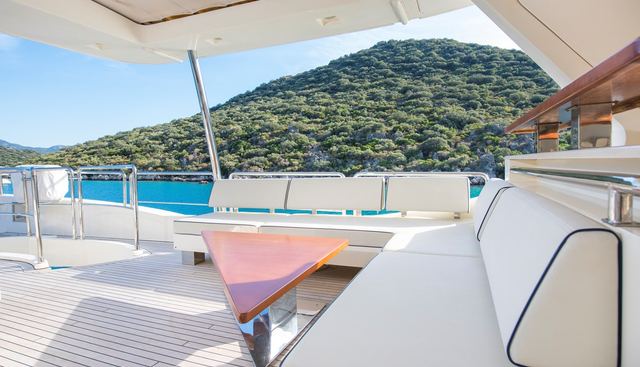 LA RUBIA yacht for sale 47