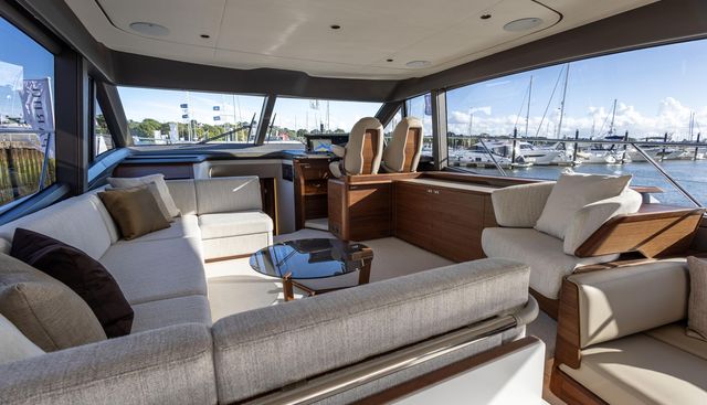 F58015 yacht for sale 2