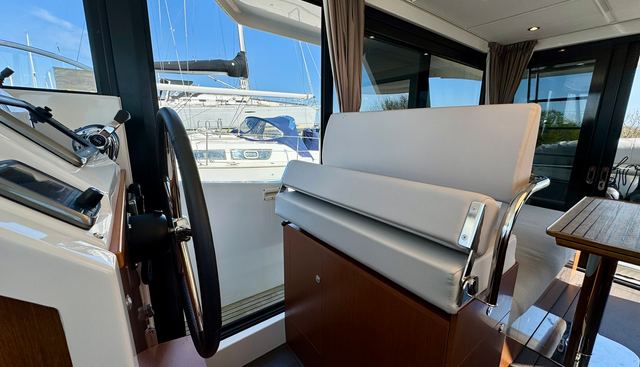 noname yacht for sale 12