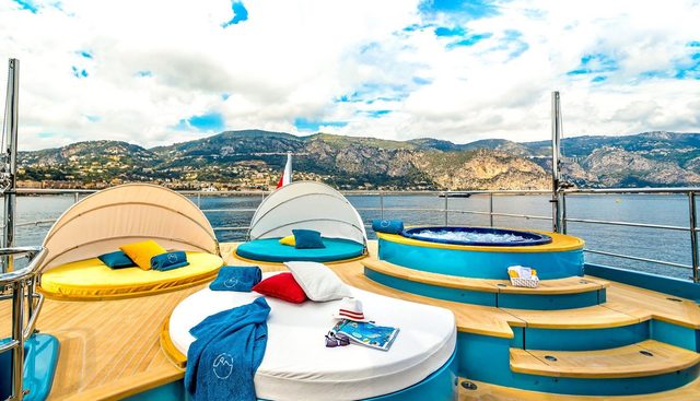 QUEEN ALLA yacht for sale 8