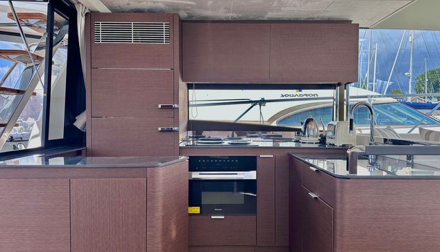 noname yacht for sale 7