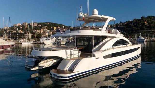 013 yacht for sale 33