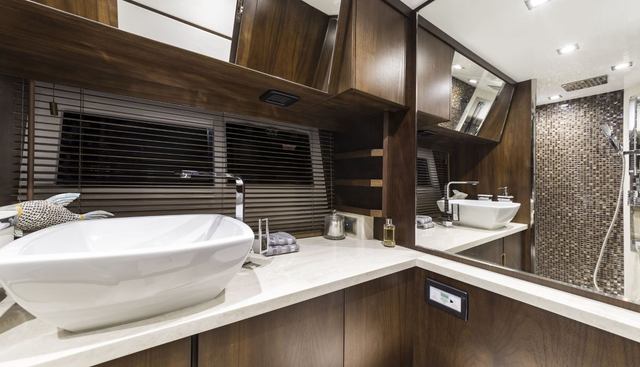 GALEON 550 FLY yacht for sale 8