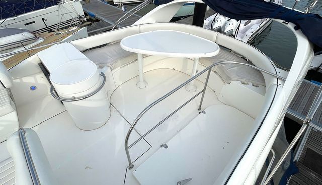 DRAGONFLY yacht for sale 39