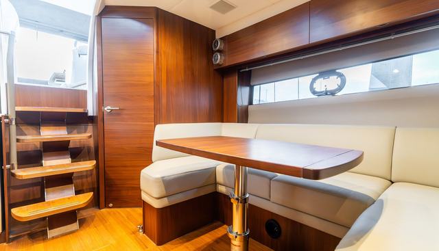 NO WORRIES OF HAMBLE yacht for sale 25