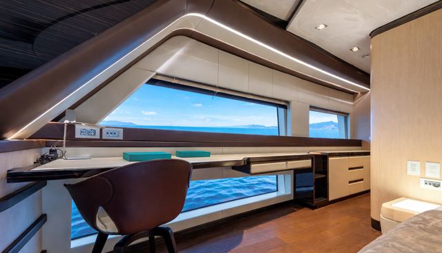 Zalanka yacht for sale 22