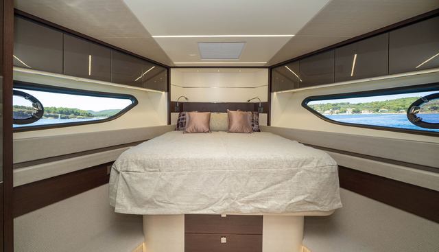 EDO I yacht for sale 38