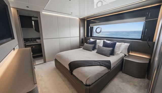 PURA VIDA yacht for sale 40