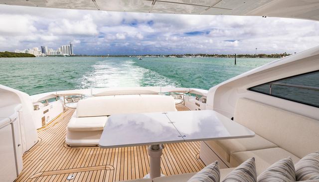 SEA SUITE I yacht for sale 18