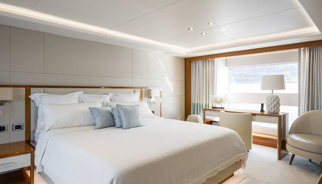 MERCY OCEANS yacht for sale 15