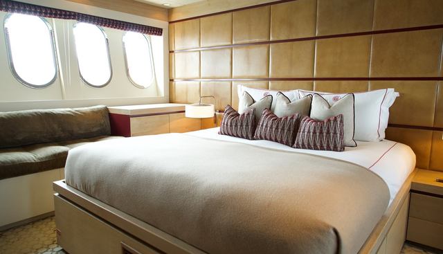 CHEEKY TIGER yacht for sale 54