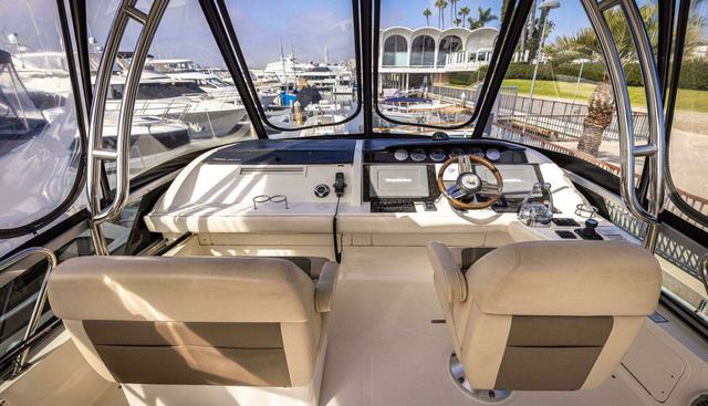 KA-BAR yacht for sale 12