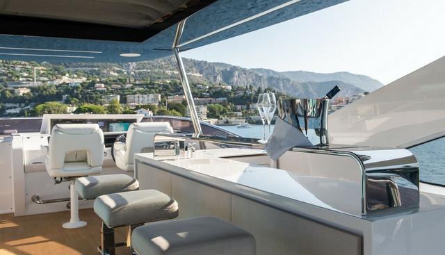 7 SECONDS yacht for sale 4