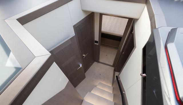 GN480FLY yacht for sale 25