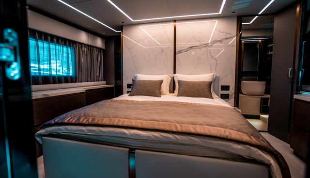 Explorer 62 yacht for sale 12