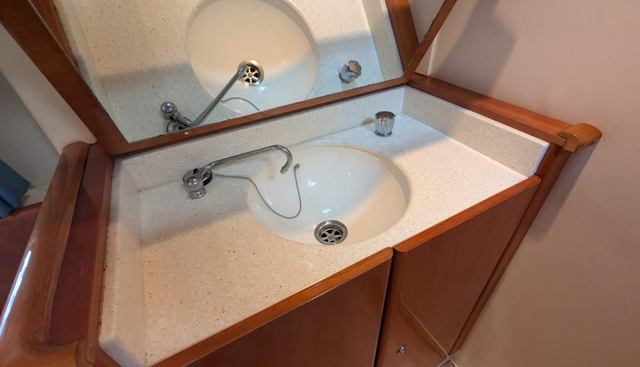 noname yacht for sale 34