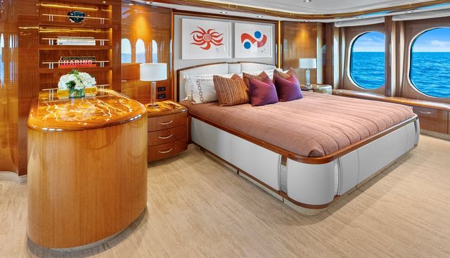Amica Mea yacht for sale 45