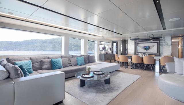 QM yacht for sale 9