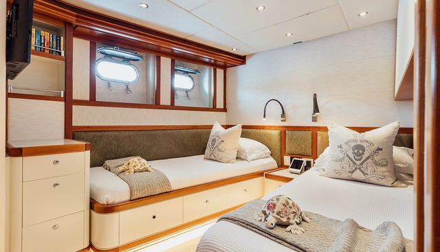 ZULU yacht for sale 27