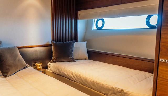 CHASE yacht for sale 17