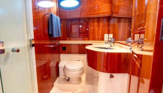 Sapphire II yacht for sale 19