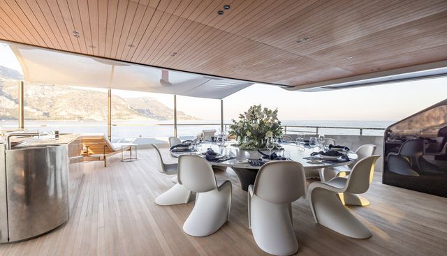 VIRTUOSITY yacht for sale 47