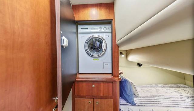 Making Waves yacht for sale 28