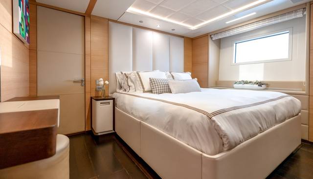 PATIENCE yacht for sale 22