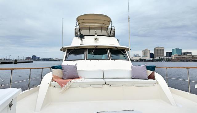 Hooch yacht for sale 10