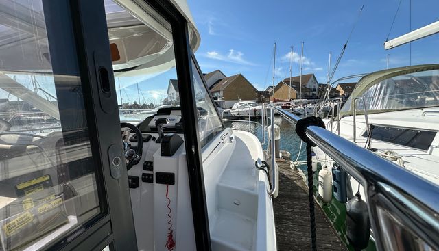 Sea Spray yacht for sale 22