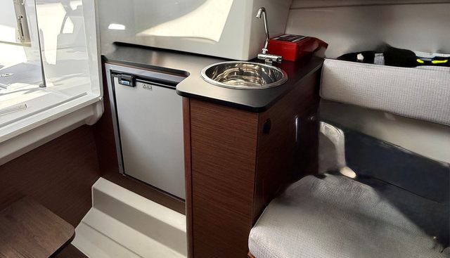 LUCA II yacht for sale 12