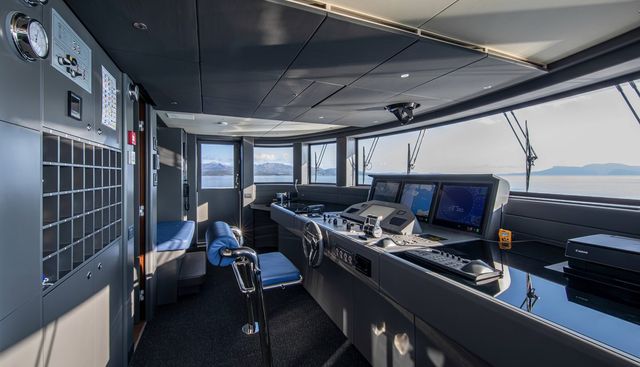 JULES yacht for sale 23