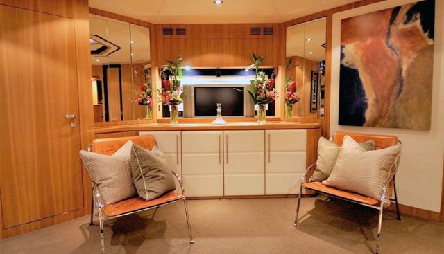 BON VIVANT yacht for sale 8