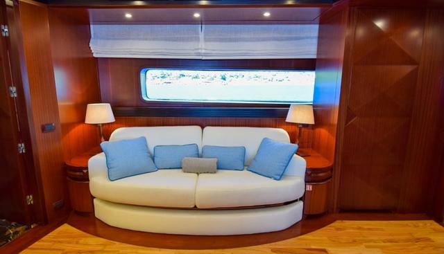 Holiday yacht for sale 9