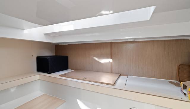 HINJUICE yacht for sale 42