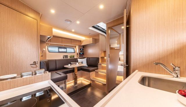 SR41 yacht for sale 15