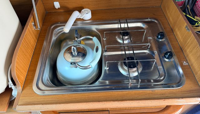 Moggy yacht for sale 7