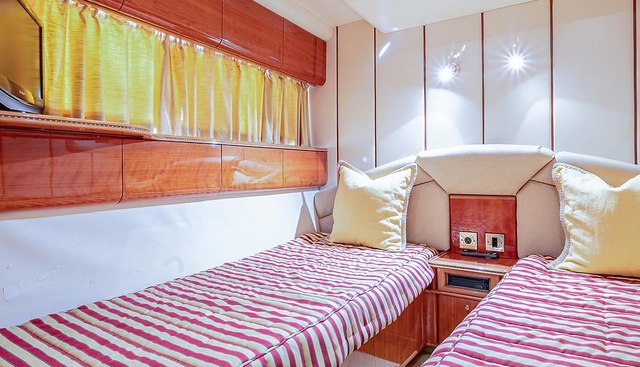 OCTOBER PRINCESS yacht for sale 34