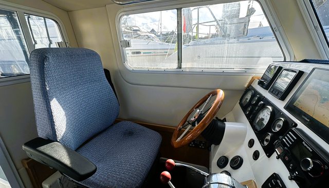noname yacht for sale 13
