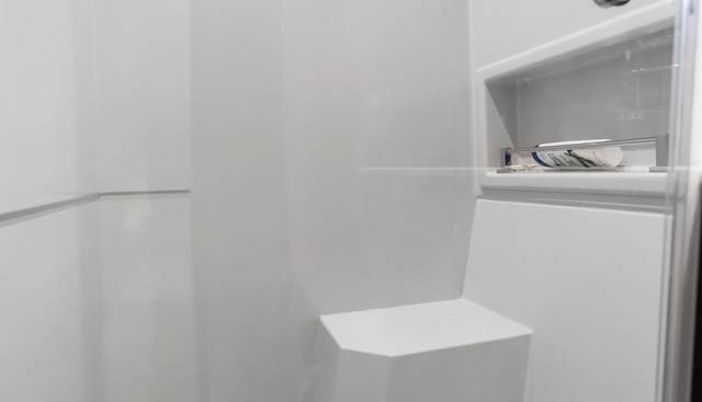 Tropical Dreamer yacht for sale 57