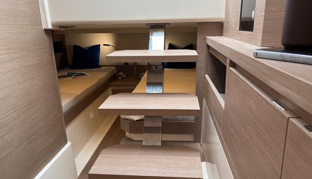 noname yacht for sale 32