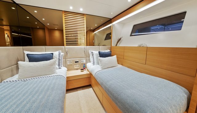 Fontana yacht for sale 87