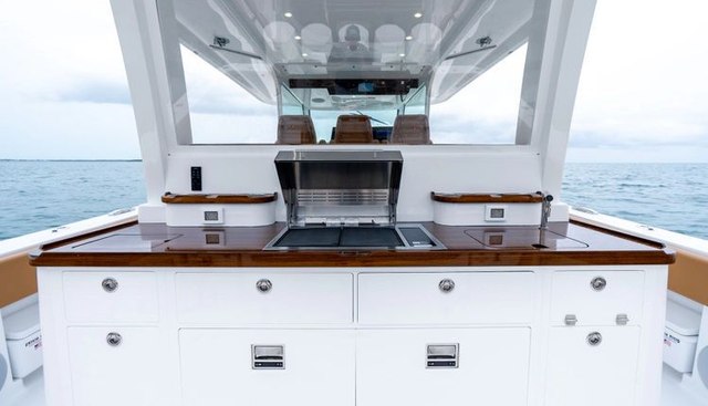 DEALER DEMO yacht for sale 15