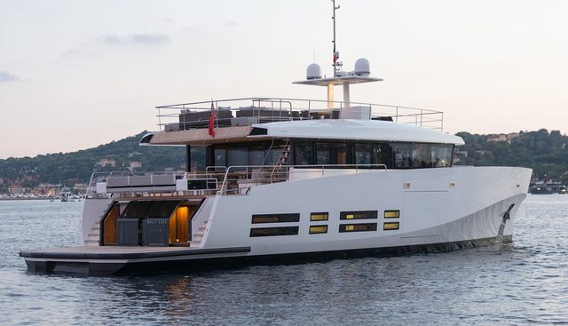 CASA yacht for sale 22