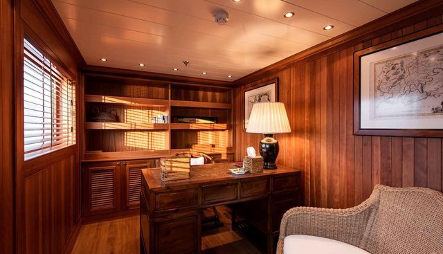 BLEU DE NIMES yacht for sale 30