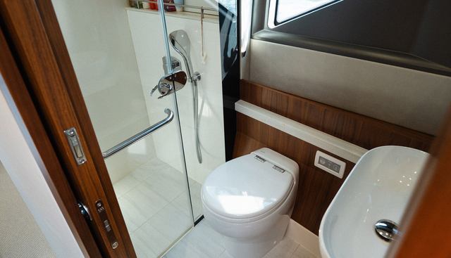 OHANA yacht for sale 29