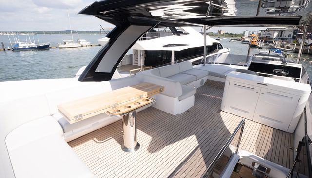 7252468 yacht for sale 8